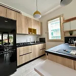 8380 Lory's House *