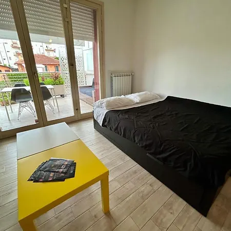 8380 Lory's House