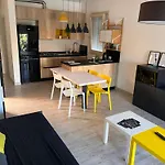 8380 Lory's House *